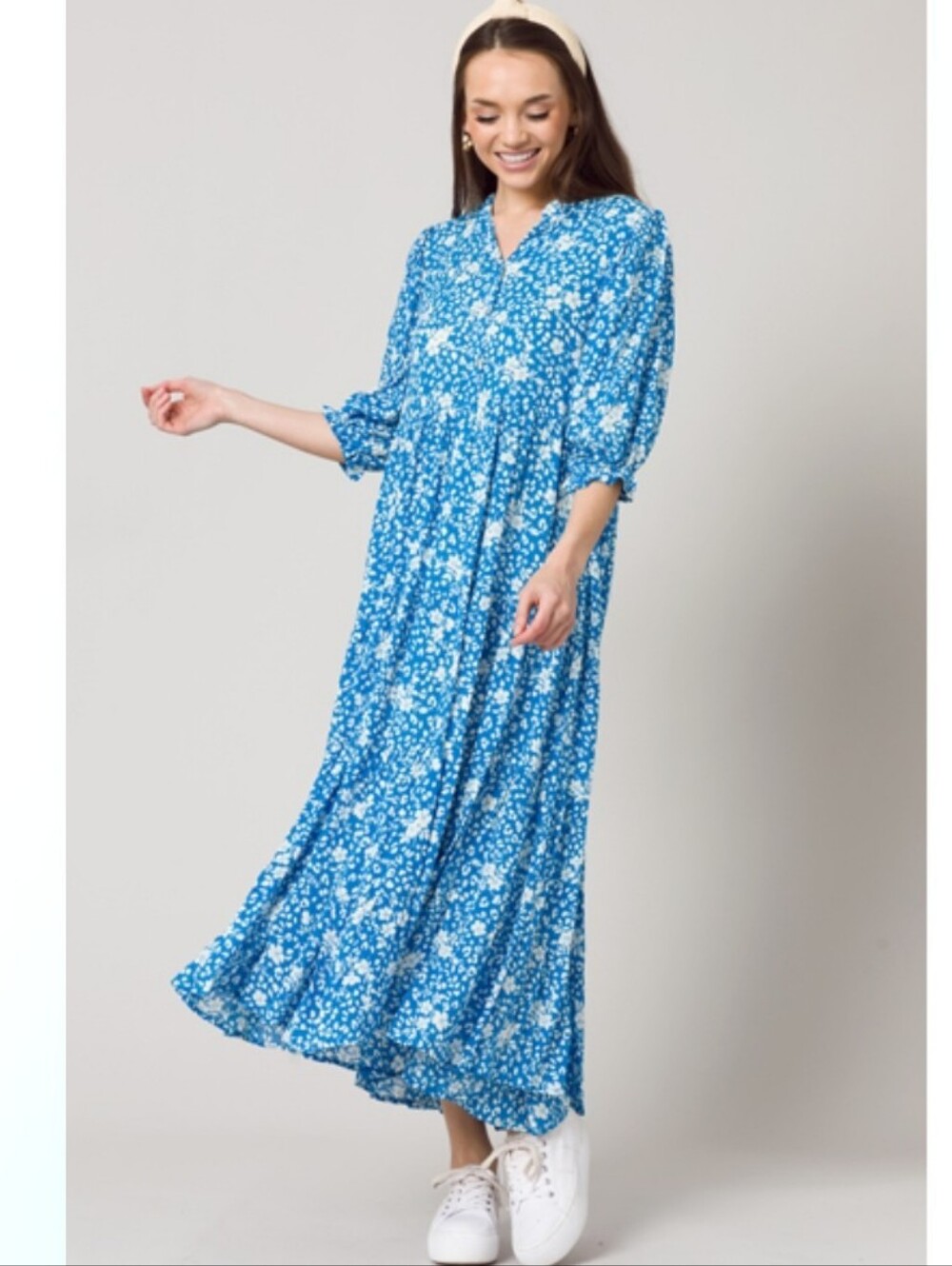 KARLIE blue and white floral midi dress